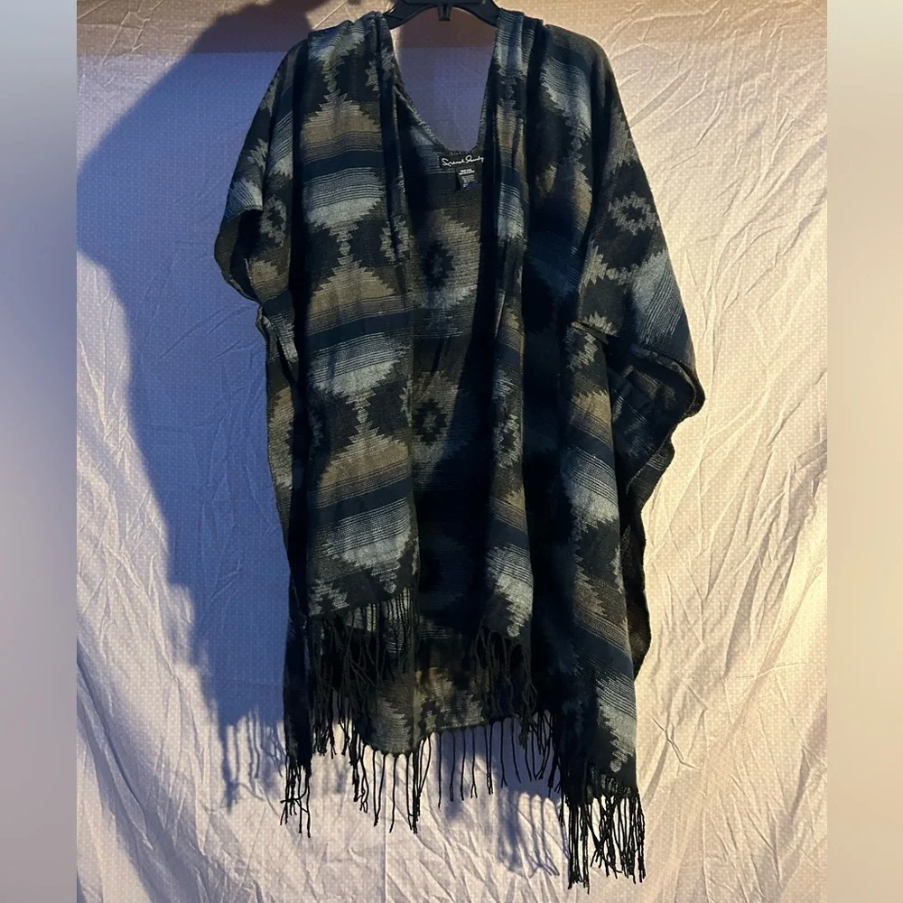 French Laundry Black and Gray Knit Poncho - Picture 2 of 4